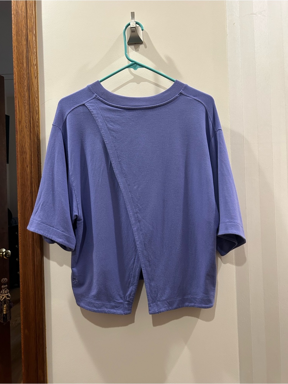 Athleta athletic Purple Split-Back Women's Top